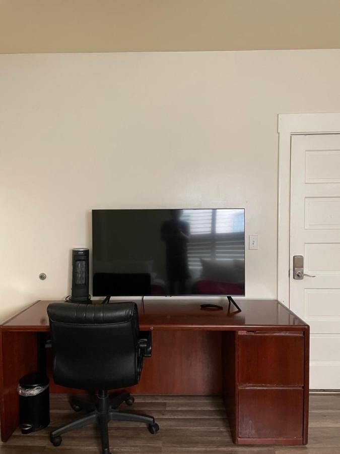 Private Los Angeles Room - Free Wifi, Ac, Tv, Private Fridge, Kitchen, Near Usc - Exposition Park - Usc Memorial Coliseum - Banc Of California Bmo Stadium - Downtown Los Angeles Dtla - University Of Southern California Usc!!! Esterno foto